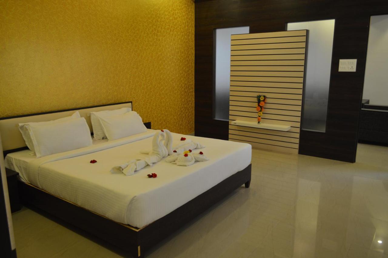 Hotel Ambai Grand Ambasamudram Ngoại thất bức ảnh