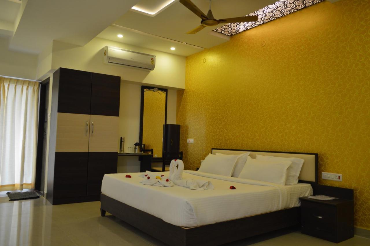 Hotel Ambai Grand Ambasamudram Ngoại thất bức ảnh