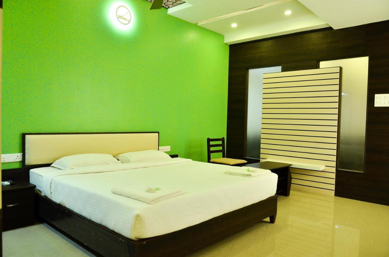 Hotel Ambai Grand Ambasamudram Ngoại thất bức ảnh