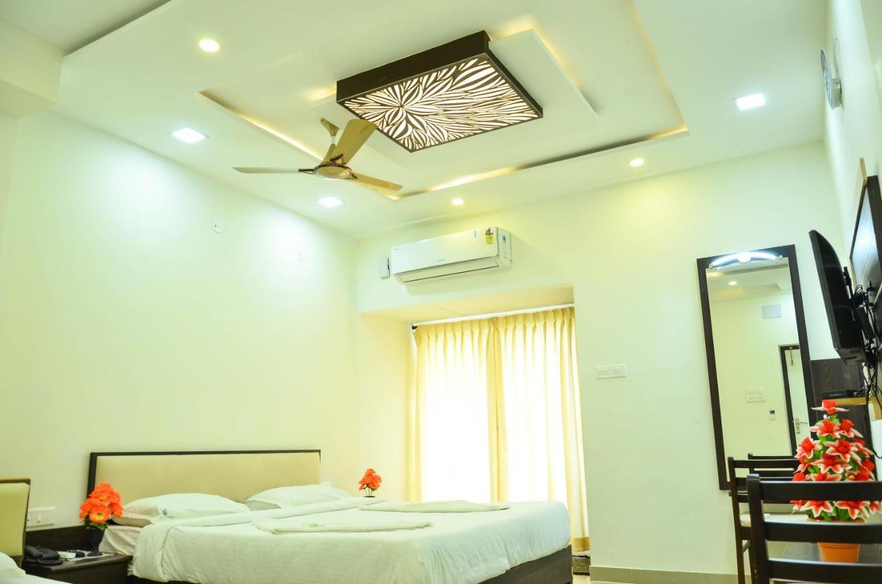 Hotel Ambai Grand Ambasamudram Ngoại thất bức ảnh