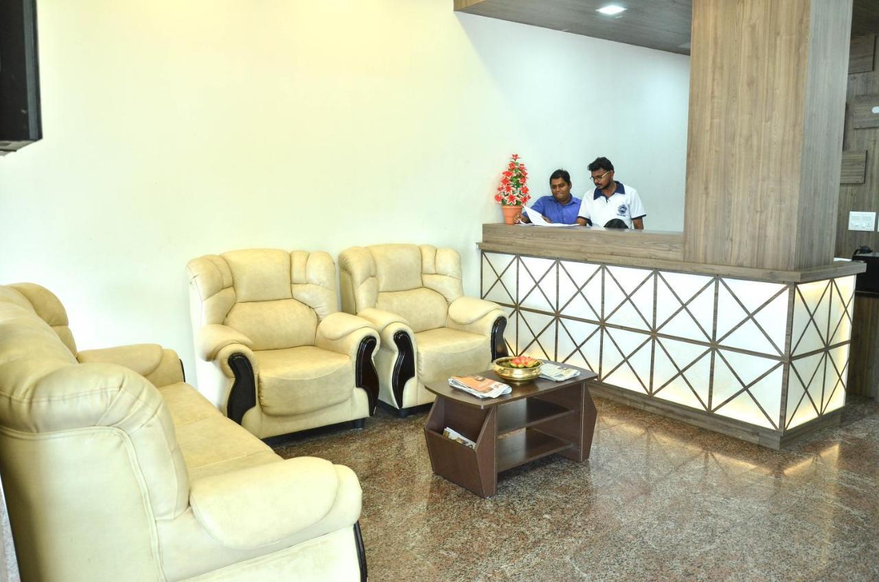 Hotel Ambai Grand Ambasamudram Ngoại thất bức ảnh