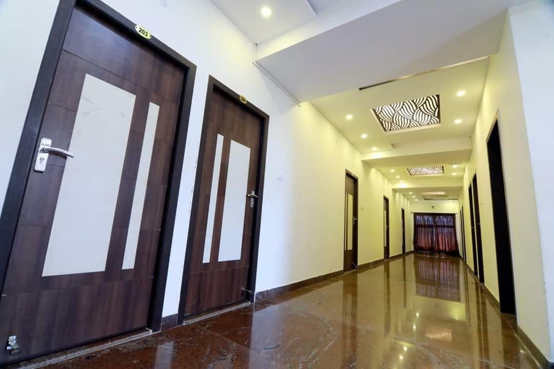Hotel Ambai Grand Ambasamudram Ngoại thất bức ảnh