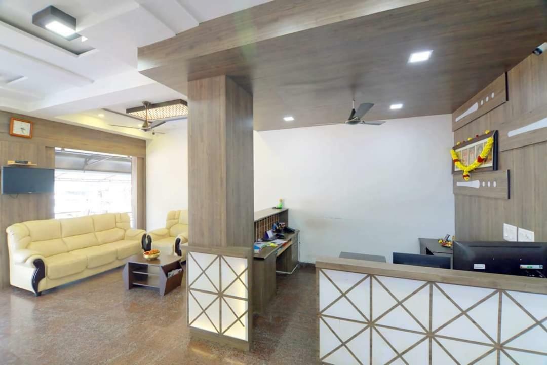 Hotel Ambai Grand Ambasamudram Ngoại thất bức ảnh