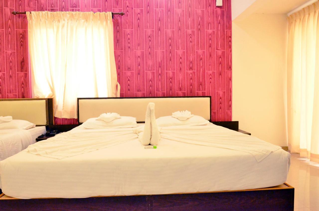 Hotel Ambai Grand Ambasamudram Ngoại thất bức ảnh